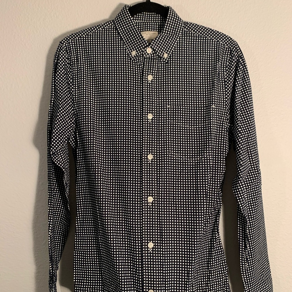 Club Monaco Men XS Checker Button Down Shirt
